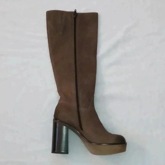 MANAS Leather platform heeled boots - Picture 2 of 11